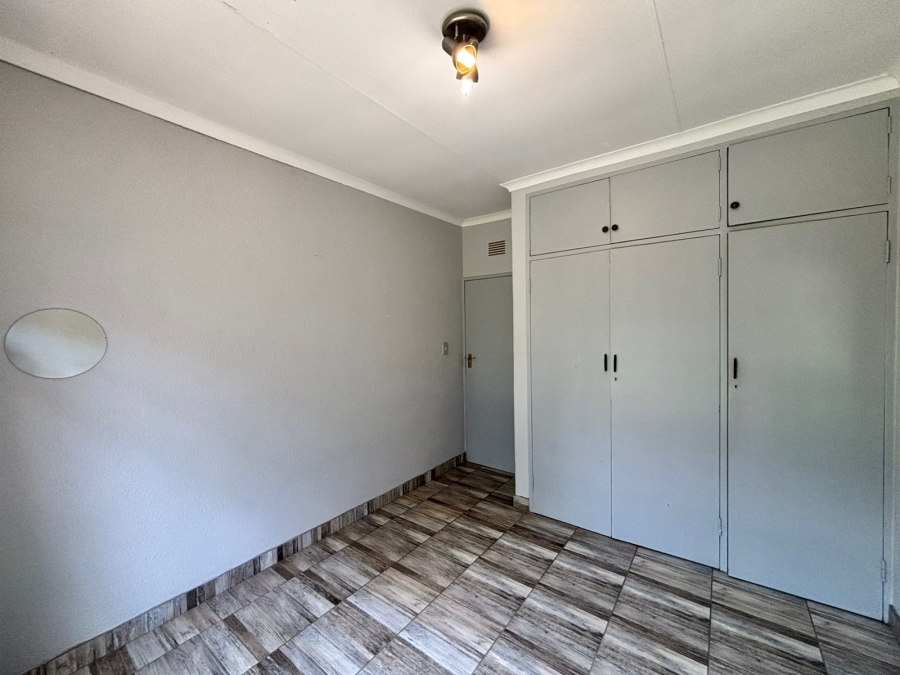 4 Bedroom Property for Sale in La Hoff North West